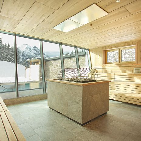 Alpenbad Leutasch®ValerieBichler_Panoramasauna_cmyk_retouching