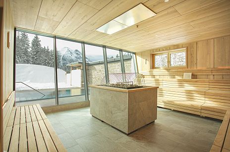 Alpenbad Leutasch®ValerieBichler_Panoramasauna_cmyk_retouching