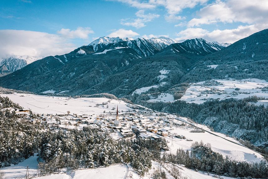 Karres in Tyrol fantastic winter holiday in a small village