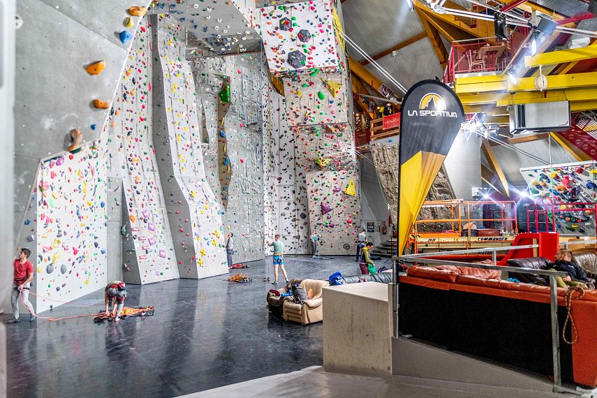 climbing climbing gym novak imst tirol (2)