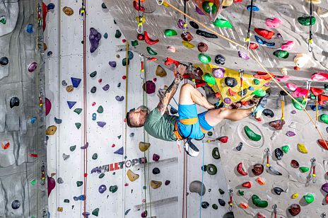 climbing climbing gym novak imst tirol (4)