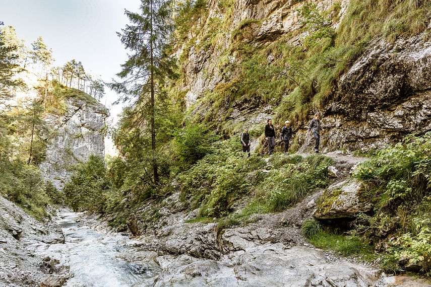 summer hiking rosengarten gorge imst tyrol
