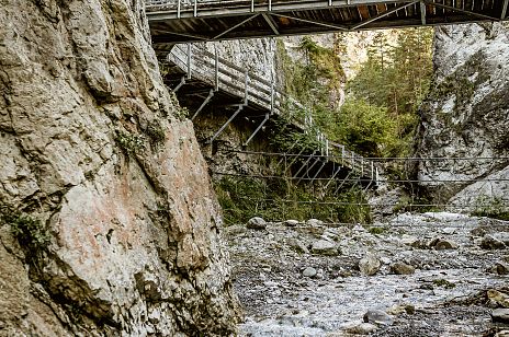 Hiking Rosengarten Gorge Summer Imst Tyrol (11)