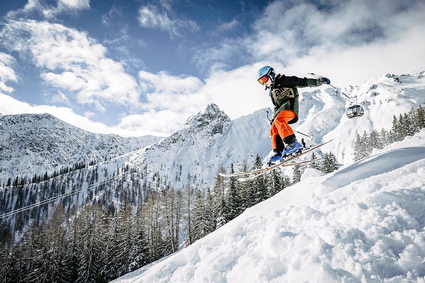 winter skiing imst mountain lifts wyhlidal imst tyrol (10)