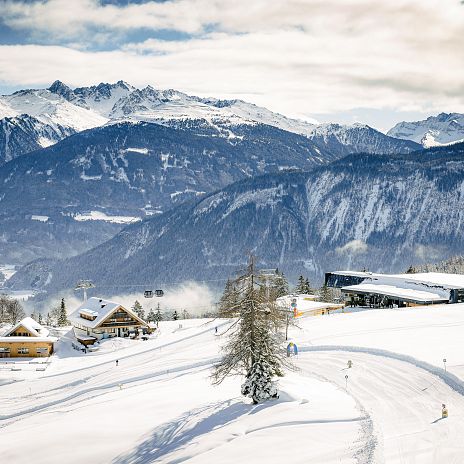 winter skiing imst mountain lifts wyhlidal imst tyrol (12)