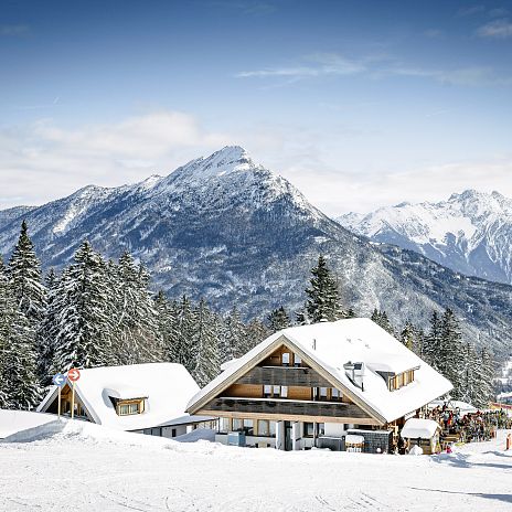 winter skiing imst mountain lifts wyhlidal imst tyrol (13)