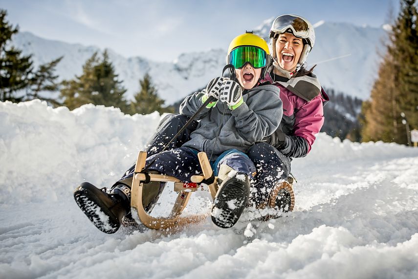 winter skiing imst mountain lifts wyhlidal imst tyrol (8)