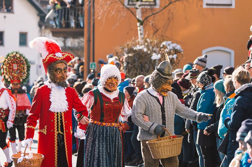 culture customs and traditions carnival imst schemenlaufen tyrol