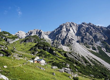 sommer-wandern-muttekokpfhuette-huetten-und-almen-imst-tirol-2