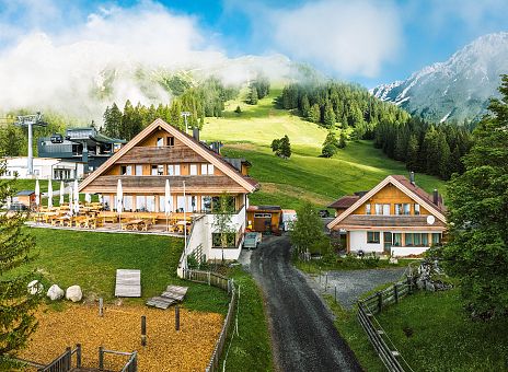 wandern-sommer-huetten-und-almen-untermarkter-alm-2-2